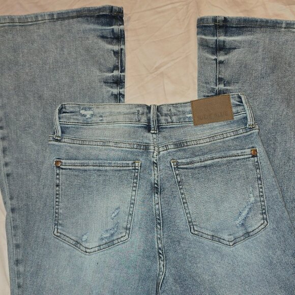 Judy Blue flair jeans - Picture 4 of 4